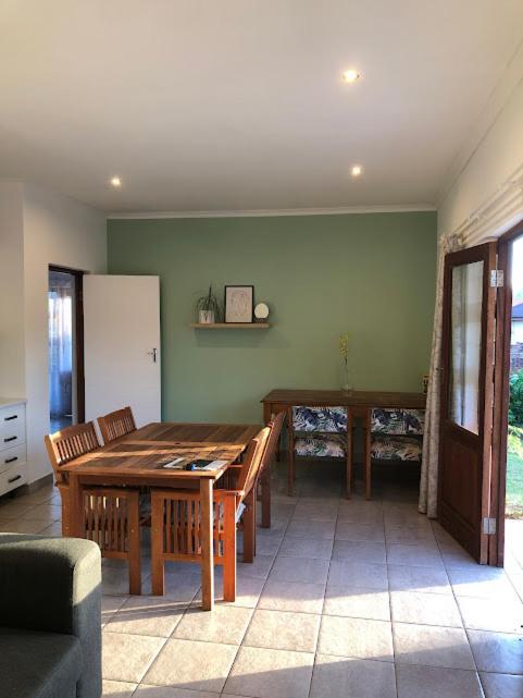 דורבן Danville Forest Guest House & Apartments מראה חיצוני תמונה