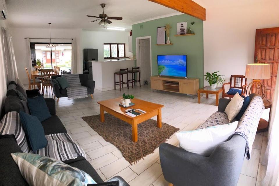 דורבן Danville Forest Guest House & Apartments מראה חיצוני תמונה